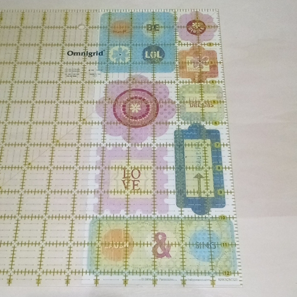 5/$15 Fun Frames Scrapbook Stickers Kelly Panacci 067901143366 - Picture 4 of 6